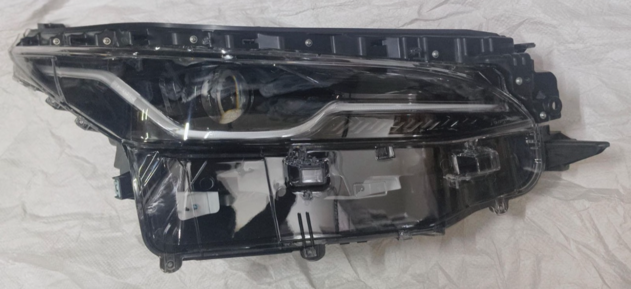 Toyota Fortuner Sigma 2021-25 Headlight Headlamp | OEM Grade | Brand New