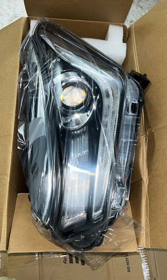 ISUZU Dmax Vcross 2017-19 Projector With DRL Headlight Headlamp | OEM Grade | Brand New