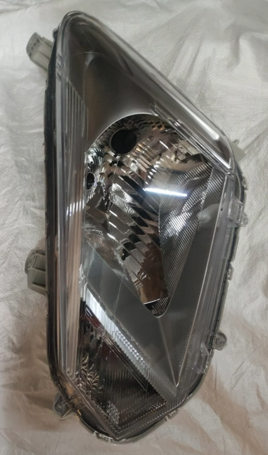 ISUZU Dmax Vcross 2017-19 Headlight Headlamp | OEM Grade | Brand New
