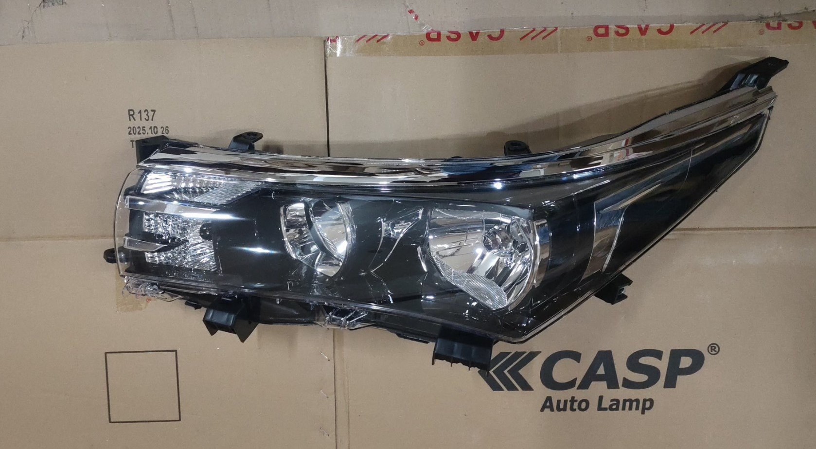 Corolla Altis Type 3 2014-16 Headlight Headlamp | OEM Grade | Brand New